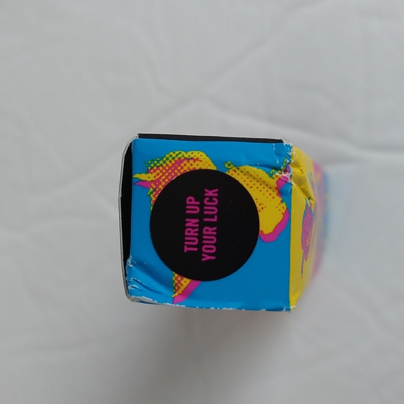 Mac moon masterpiece powder kiss lipstick - Picture 10 of 16